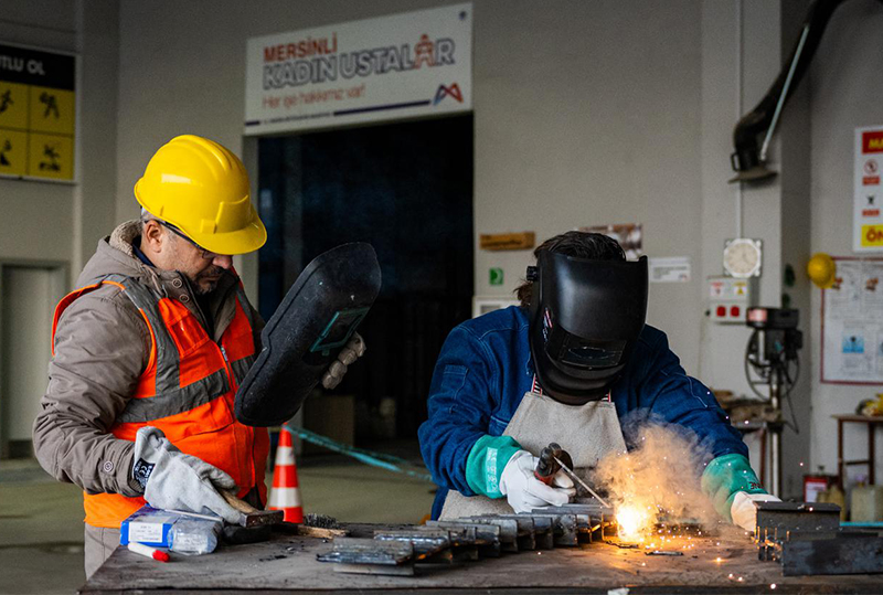 Mersinli Kadınlar, Meslek Edinerek Güçleniyor